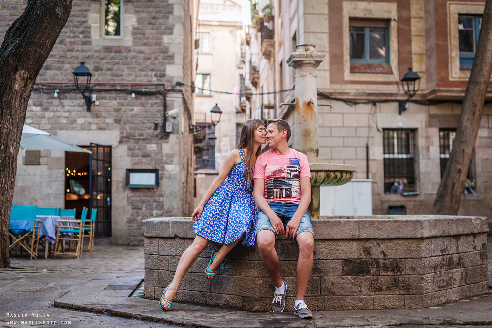 Paseo matutino de barcelona. Fotógrafo en Barcelona  Maslik Yulia