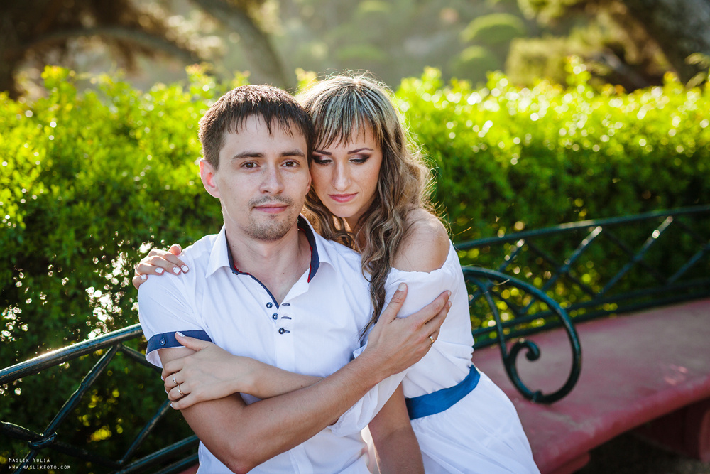 Sesión de fotos solares en Lloret de Mar. Fotógrafo en Barcelona  Maslik Yulia