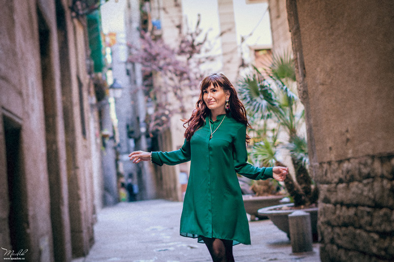 Sesión fotográfica de otoño en Barcelona. Fotógrafo en Barcelona  Maslik Yulia