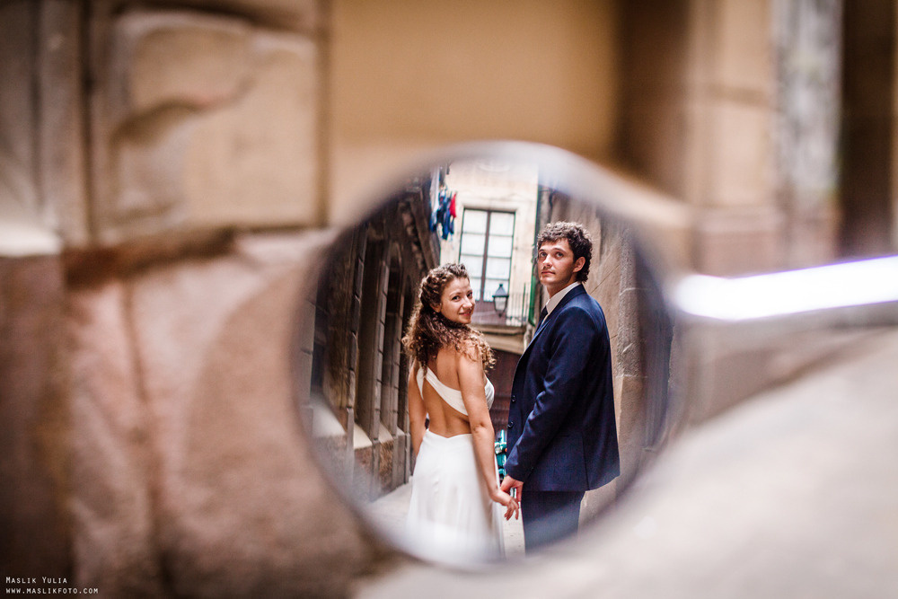Sesión de fotos de boda de playa en España. Fotógrafo en Barcelona  Maslik Yulia