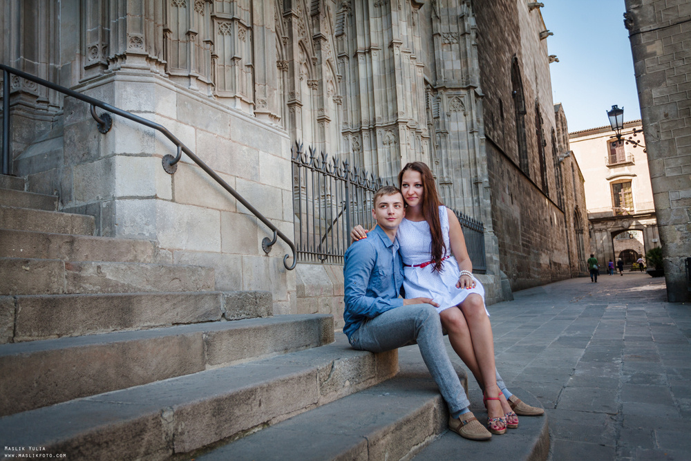 Summer photo shoot in Barcelona. Photographer in Barcelona Spain Maslik Yulia