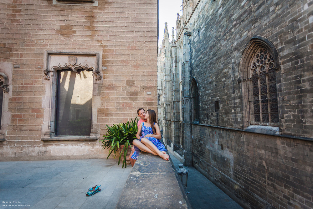 Paseo matutino de barcelona. Fotógrafo en Barcelona  Maslik Yulia