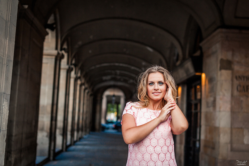 Sesión de fotos de moda en Barcelona. Fotógrafo en Barcelona  Maslik Yulia