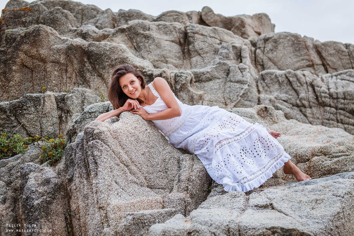 Sea photo session in Tossa de Mar. Photographer in Barcelona Spain Maslik Yulia