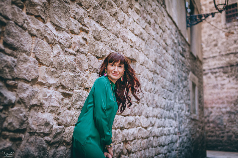 Sesión fotográfica de otoño en Barcelona. Fotógrafo en Barcelona  Maslik Yulia