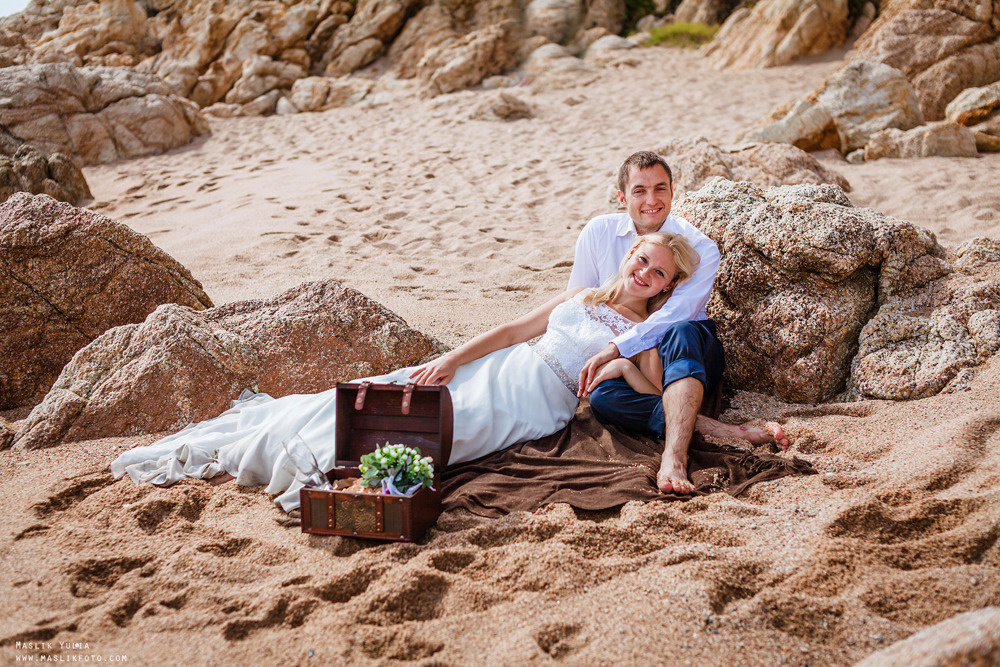 Дождливая фотосессия в Барселоне. Фотограф в Барселоне Испании Маслик Юлия