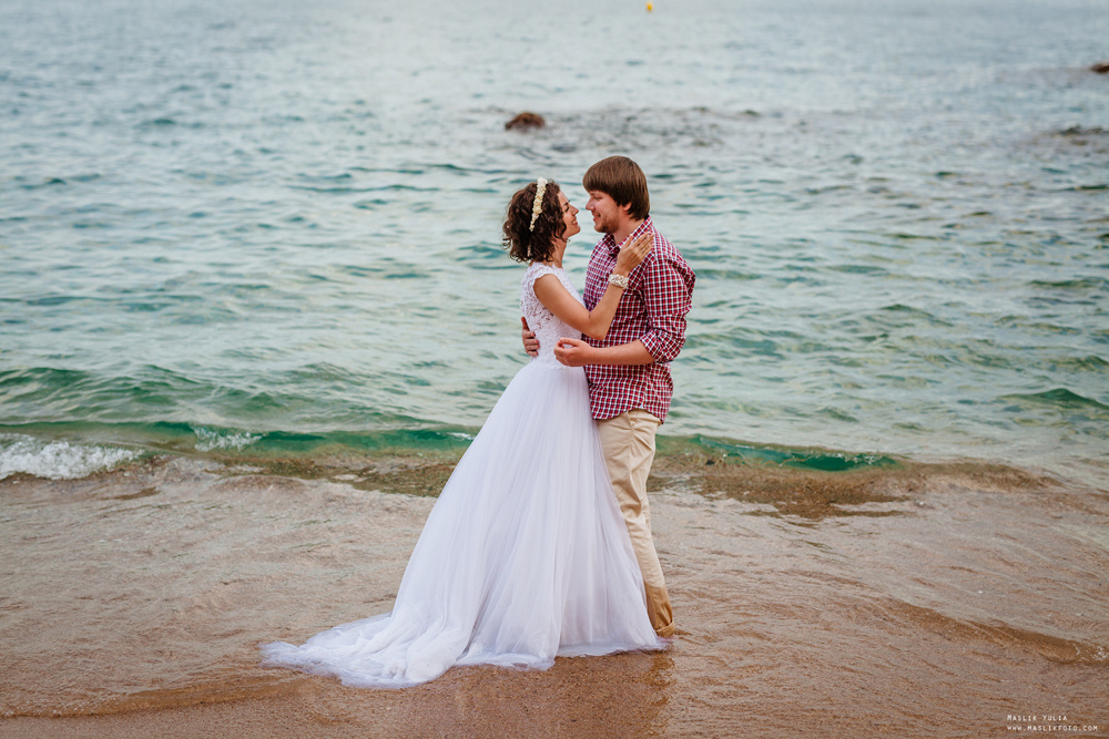 Sesja ślubna w Badalonie, Catalonia. Fotograf w Barcelonie Hiszpanii Maslik Yulia