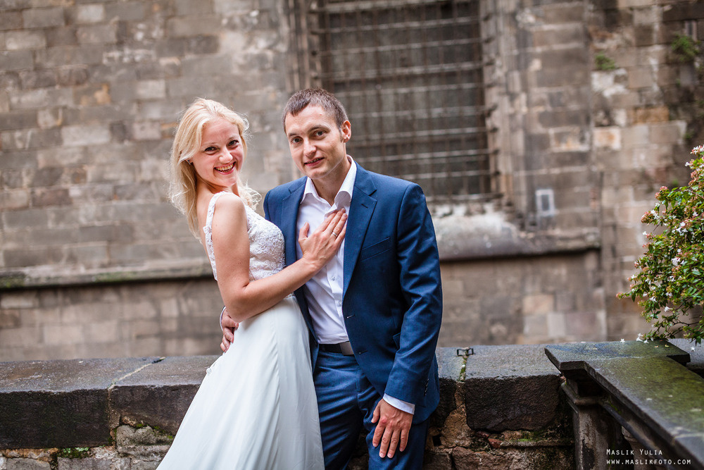 Дождливая фотосессия в Барселоне. Фотограф в Барселоне Испании Маслик Юлия