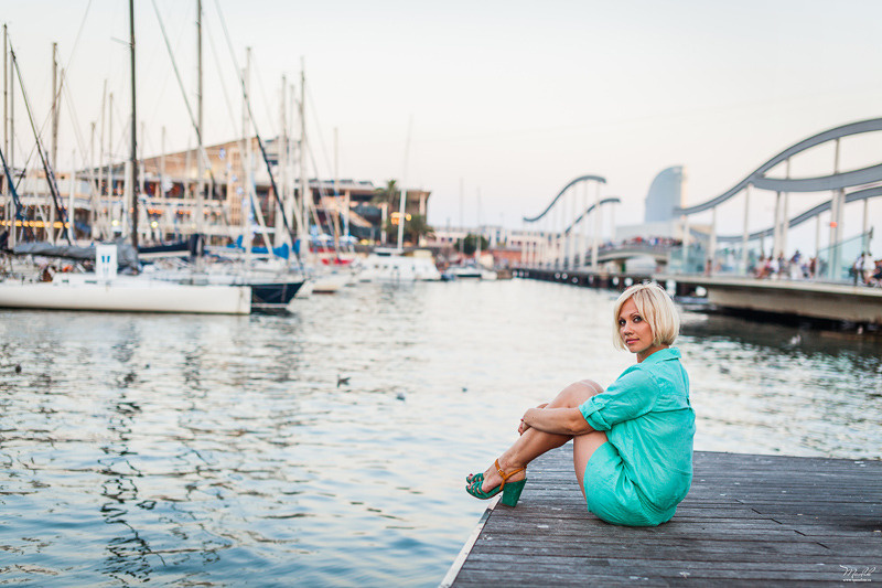 Sesión de fotos de retrato en el Park Güell. Fotógrafo en Barcelona  Maslik Yulia
