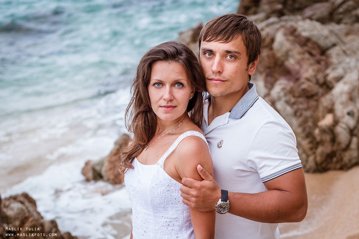 Sea photo session in Tossa de Mar. Photographer in Barcelona Spain Maslik Yulia