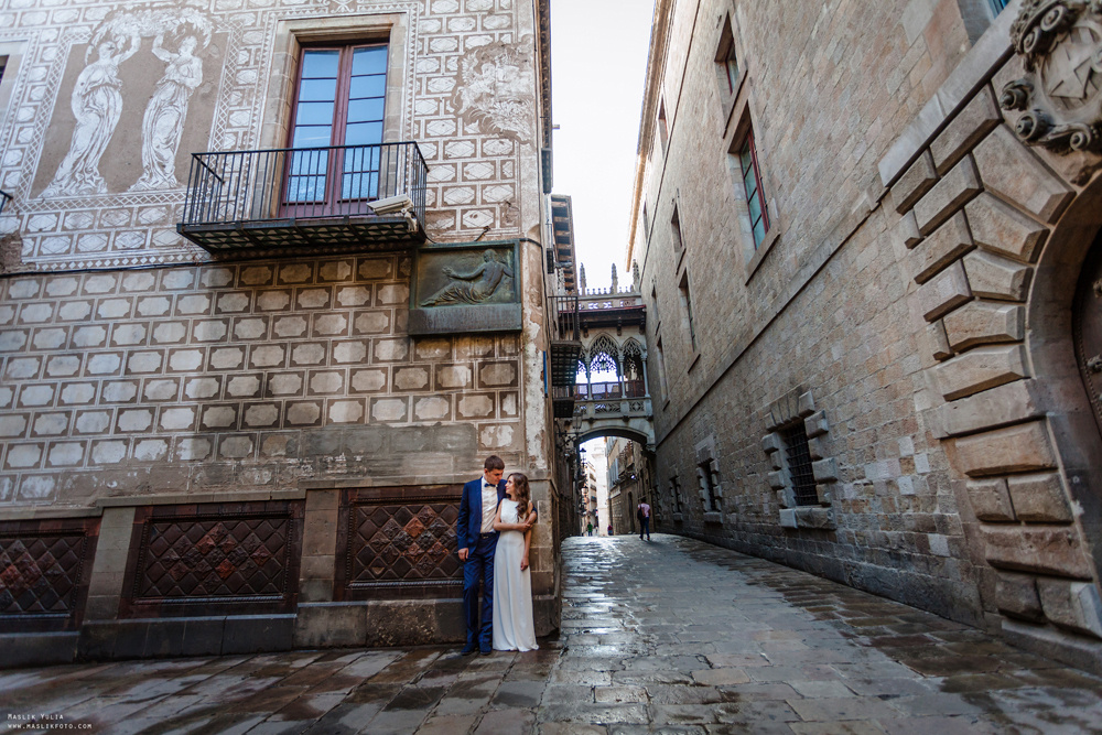 Fairytale photo shoot in Barcelona. Photographer in Barcelona Spain Maslik Yulia