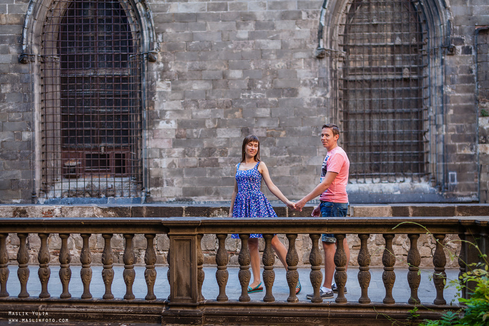 Paseo matutino de barcelona. Fotógrafo en Barcelona  Maslik Yulia