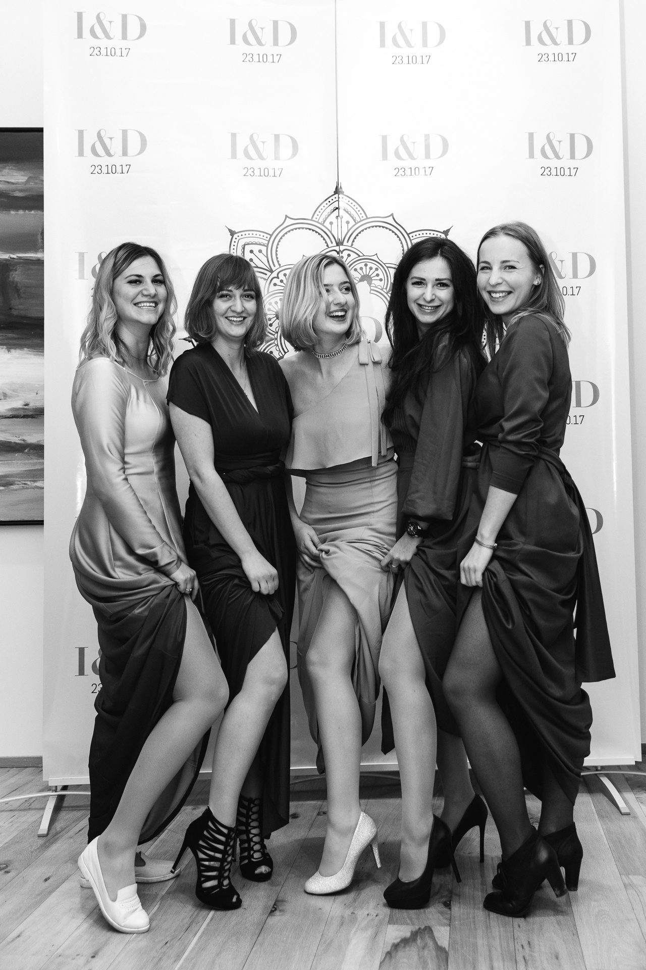 Iceland wedding and elopement photographer. Iceland elopement photographer & videographer