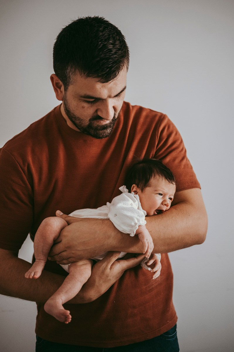 Katarina, Dejan, Petra i Julija / porodicno fotografisanje kod kuce. Deciji i porodicni fotograf u Beogradu Oksana Skendzic