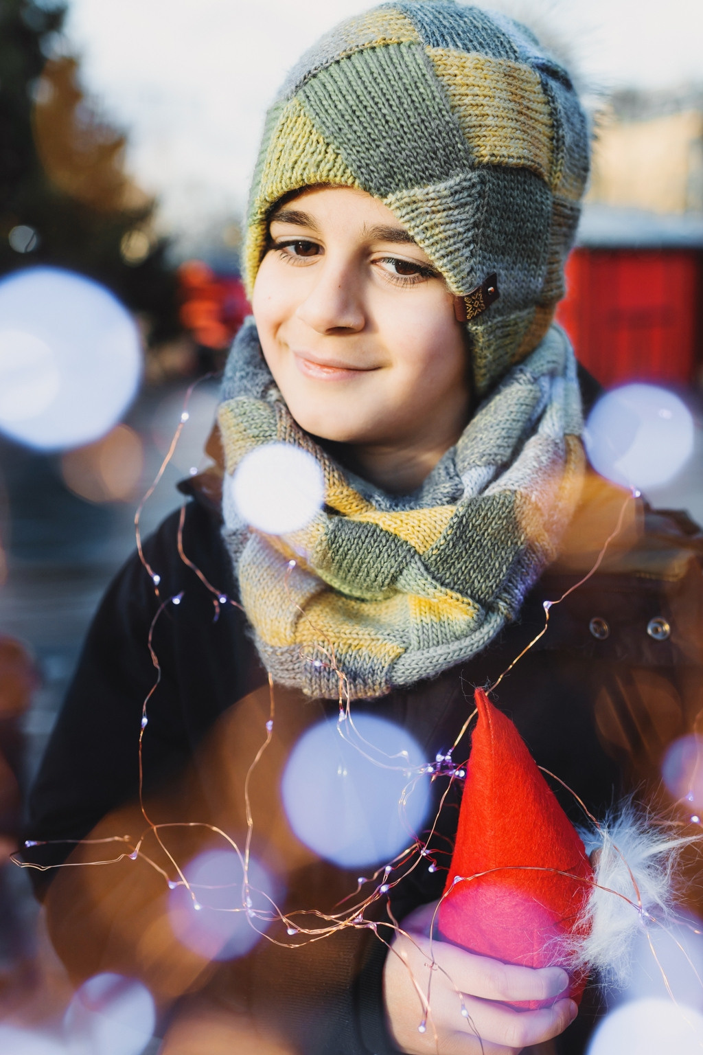 SABINA, NEBOJSA, PHILIPP AND KEMRAN | CHRISTMAS FAMILY PHOTOSHOOT | ZÜRICH. HOME