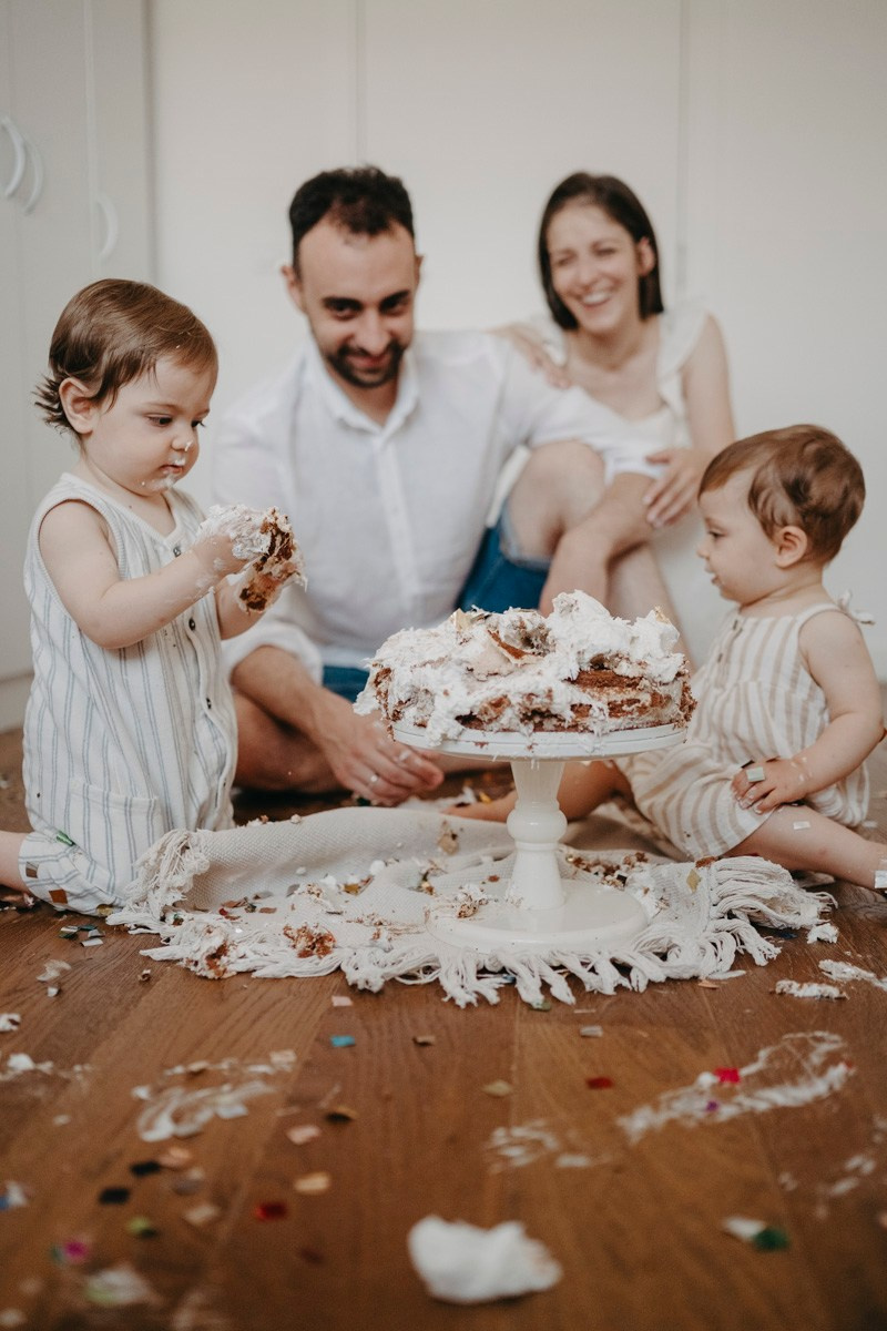 Dunjin i Vukanov 1. rodjendan / fotografisanje kod kuce. Deciji i porodicni fotograf u Beogradu Oksana Skendzic