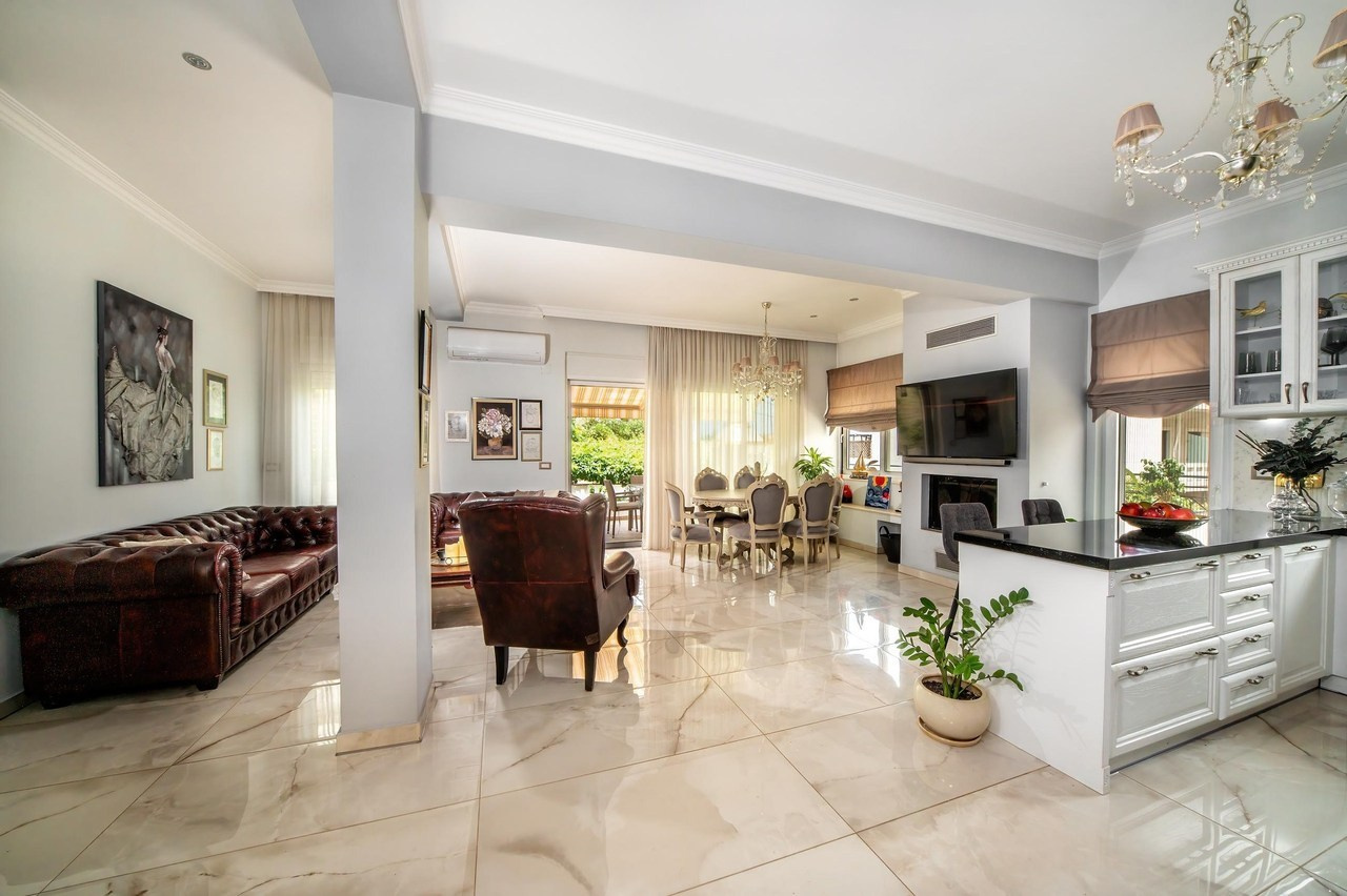 Сomments. Studio Photomax — Maxim Prikhodnyuk content, family, wedding and adver