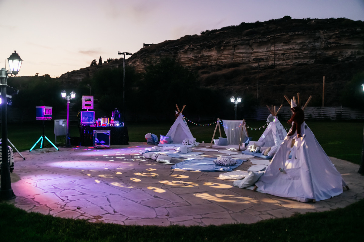 Фотограф на хрестини Куріон, Кіпр