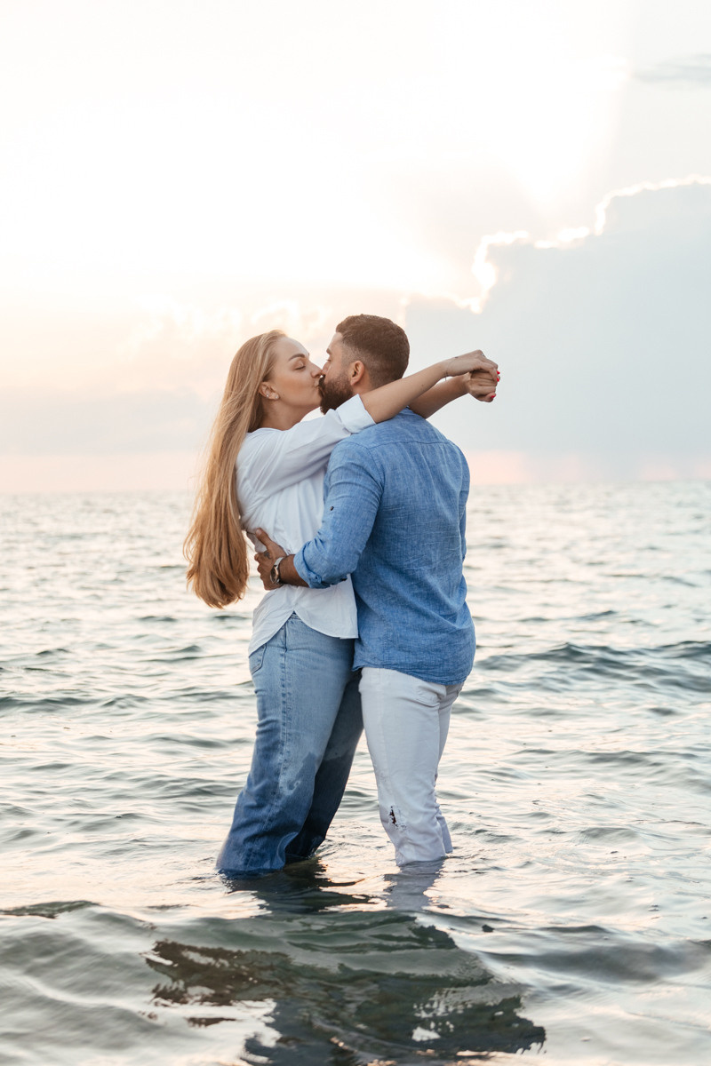 M & C - Romantische Love Story Fotografie in Nederland en Europa. Destination Bruiloft Fotograaf in Nederland en Europa - Tina Yalova