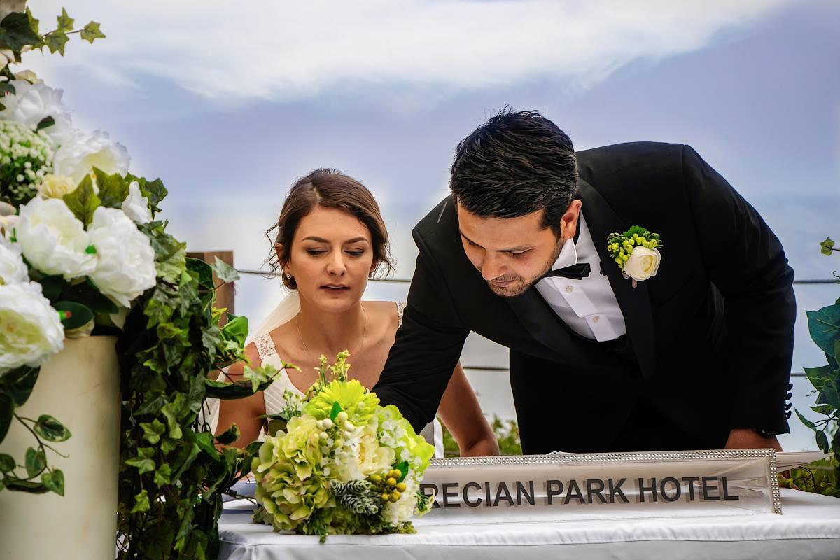 V & J - Destination Bruiloftsfotograaf in Nederland en Europa. Destination Bruiloft Fotograaf in Nederland en Europa - Tina Yalova