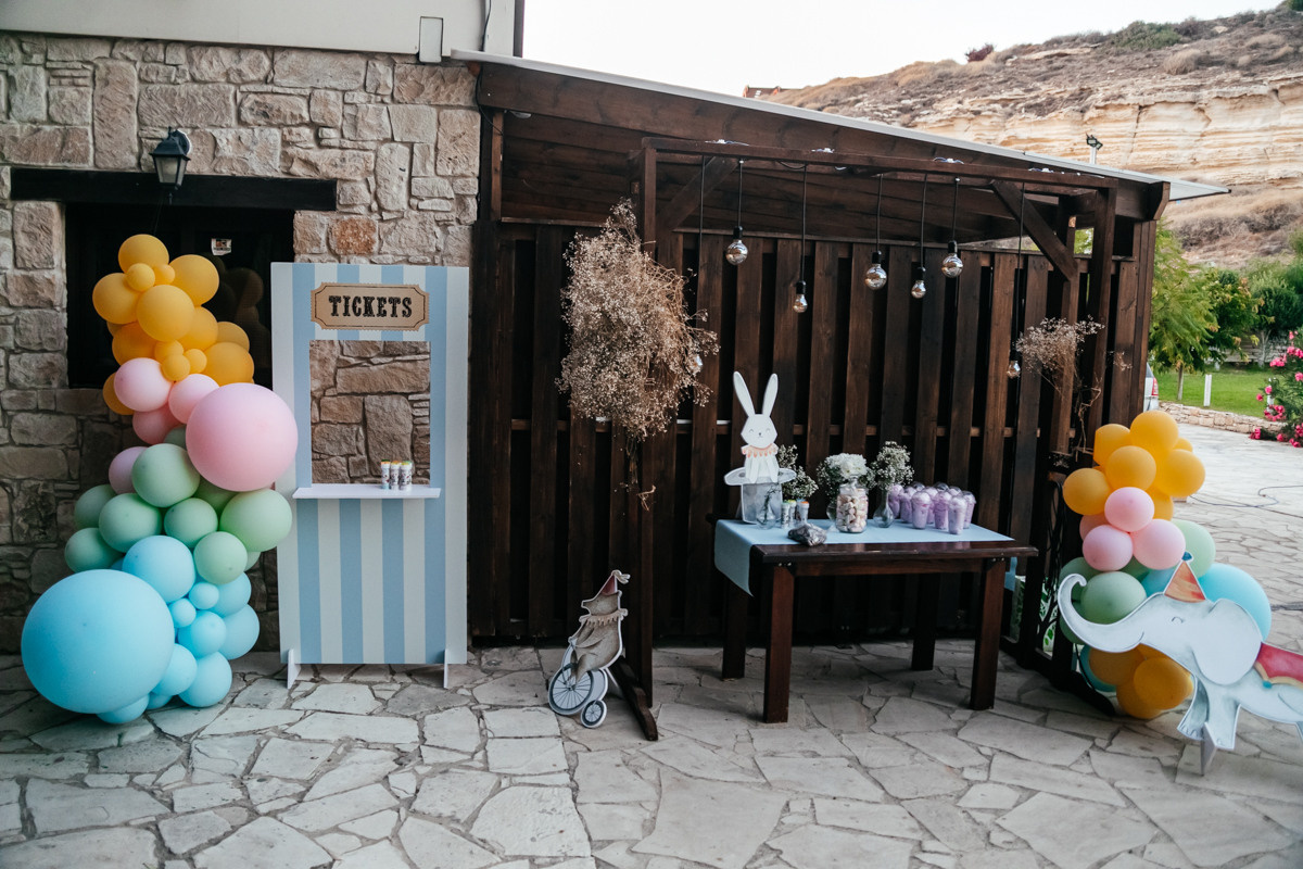 Фотограф на хрестини Куріон, Кіпр