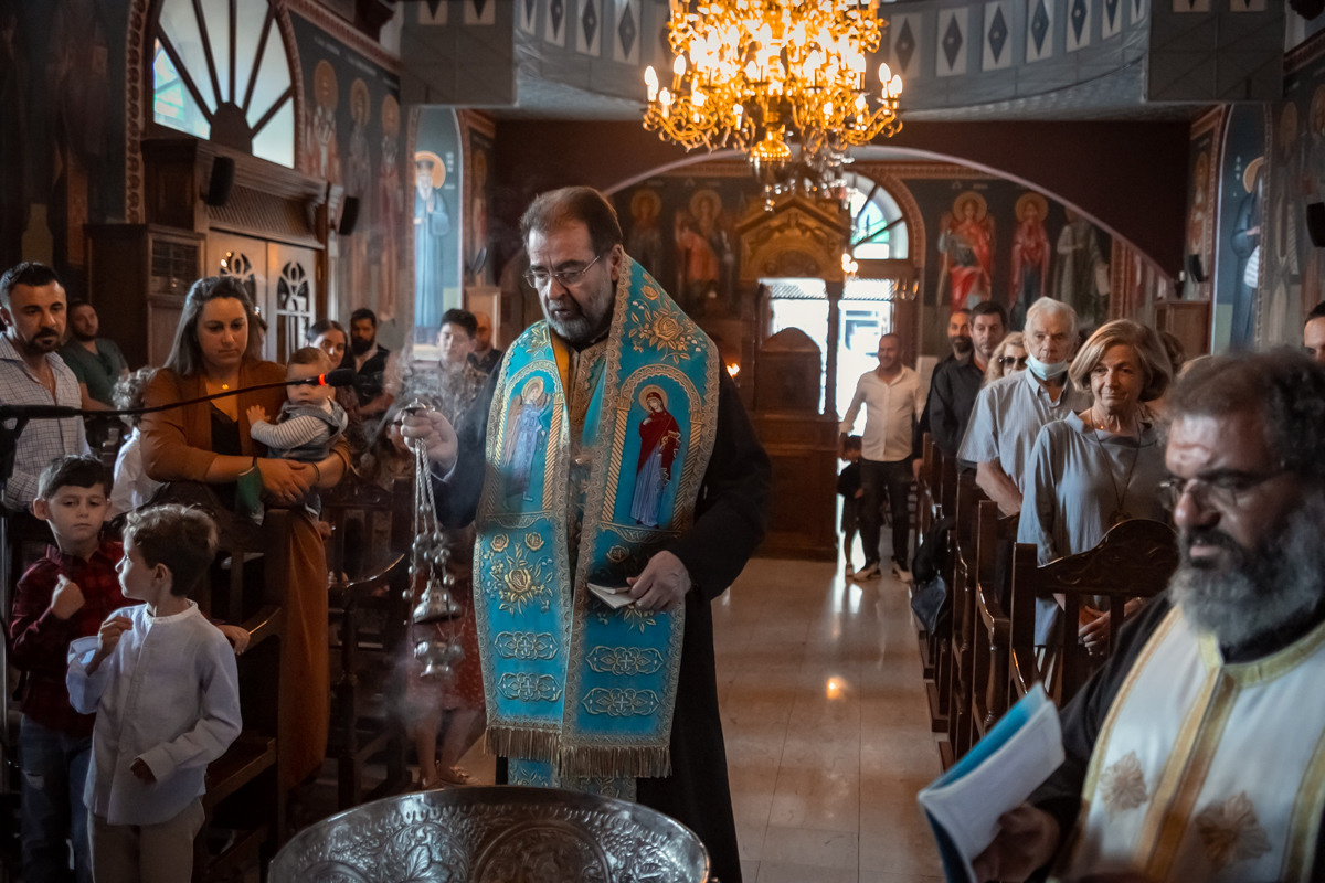 Фотограф на хрестини Гермасойя, Кіпр