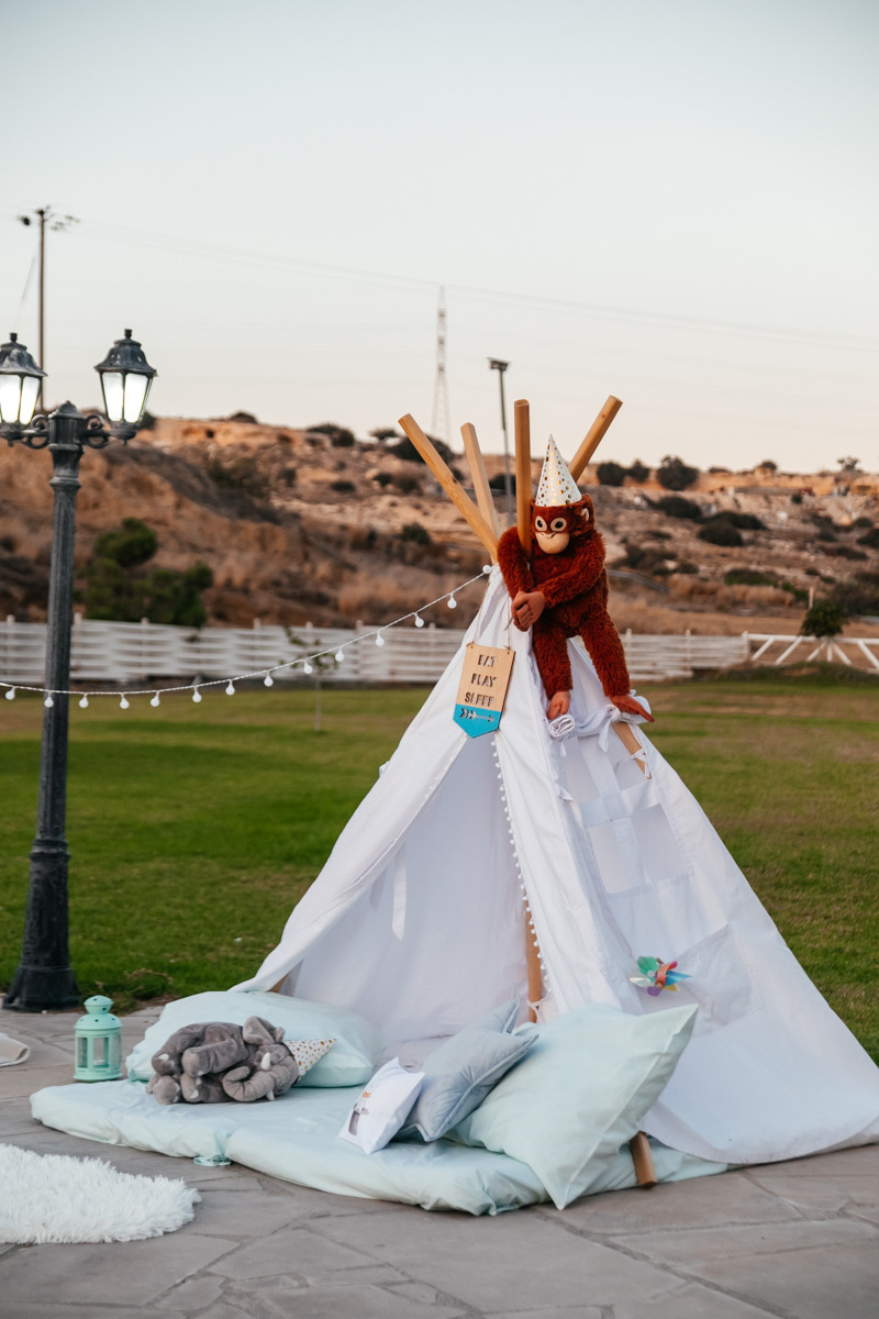 Фотограф на хрестини Куріон, Кіпр