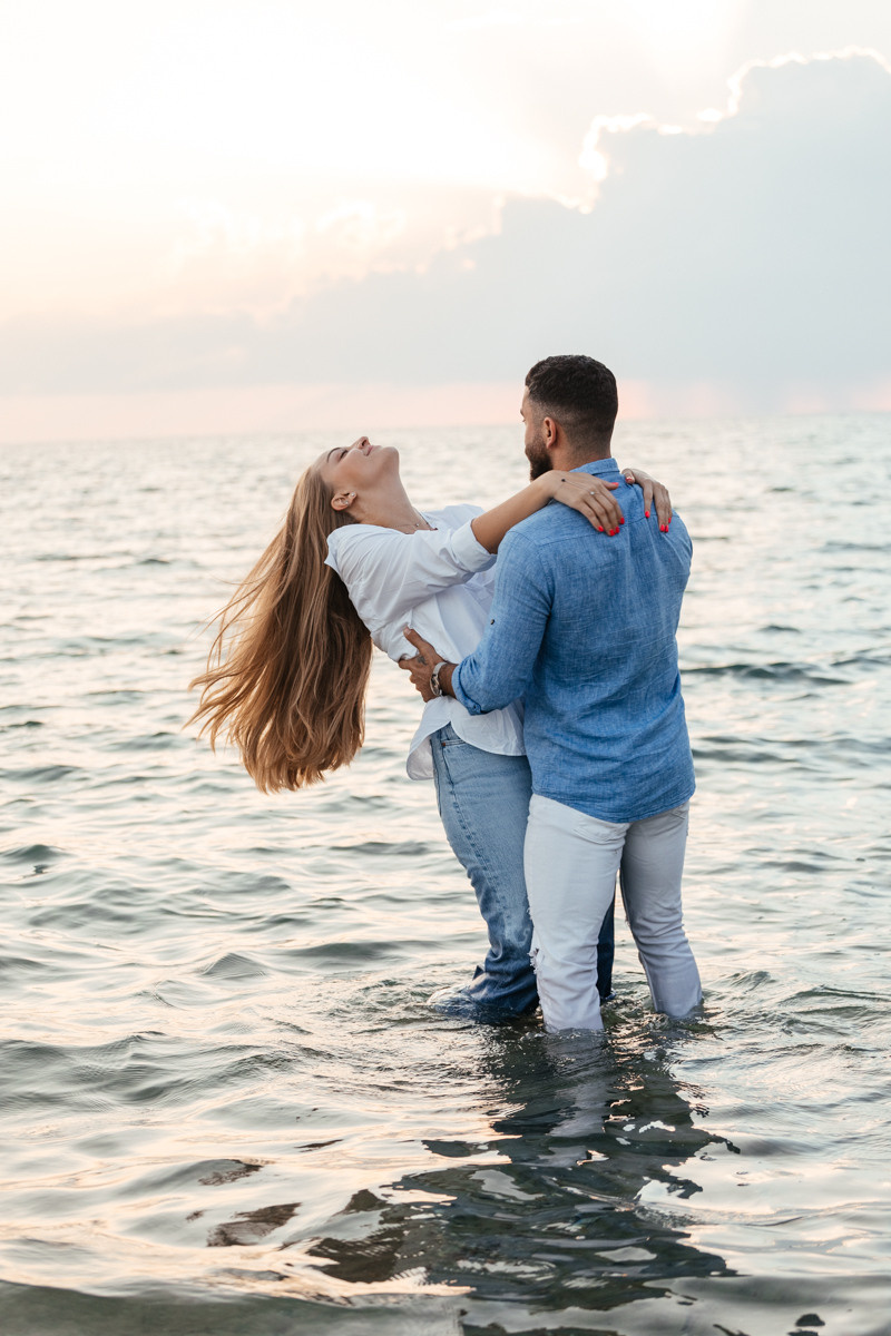 M & C - Romantische Love Story Fotografie in Nederland en Europa. Destination Bruiloft Fotograaf in Nederland en Europa - Tina Yalova