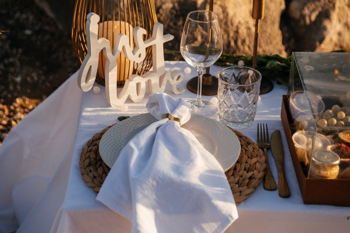 Фотограф на звручини Куріон Кіпр