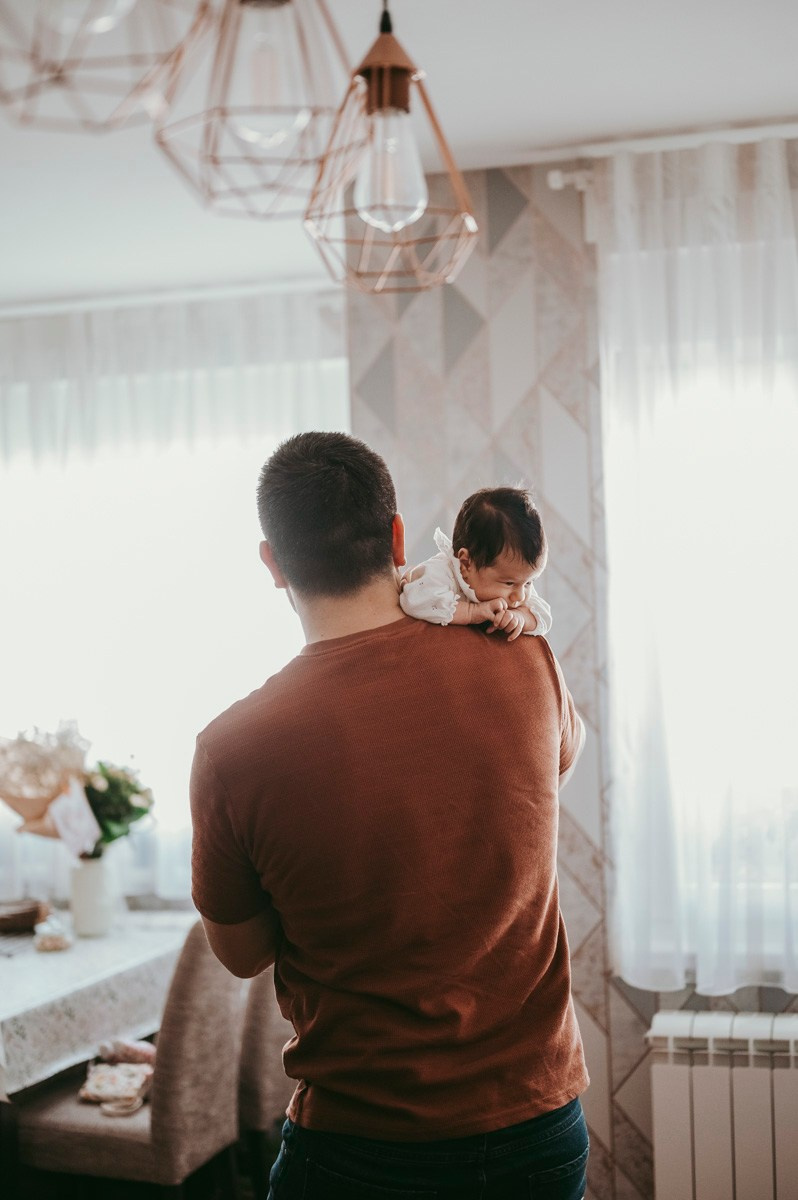 Katarina, Dejan, Petra i Julija / porodicno fotografisanje kod kuce. Deciji i porodicni fotograf u Beogradu Oksana Skendzic