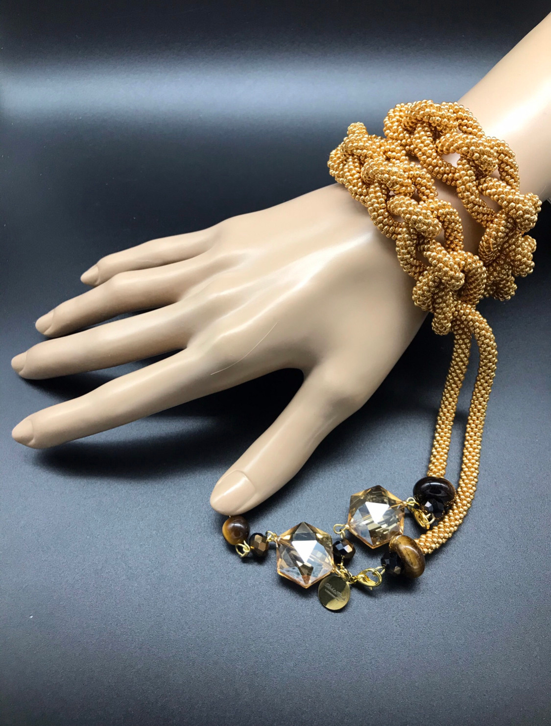 Bijoux pour cadeau. Милок и Кирок это позитивные и реальные персоны из Люксембурга, много