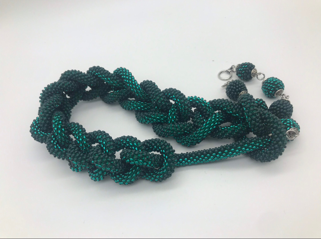 Bijoux pour cadeau. Милок и Кирок это позитивные и реальные персоны из Люксембурга, много