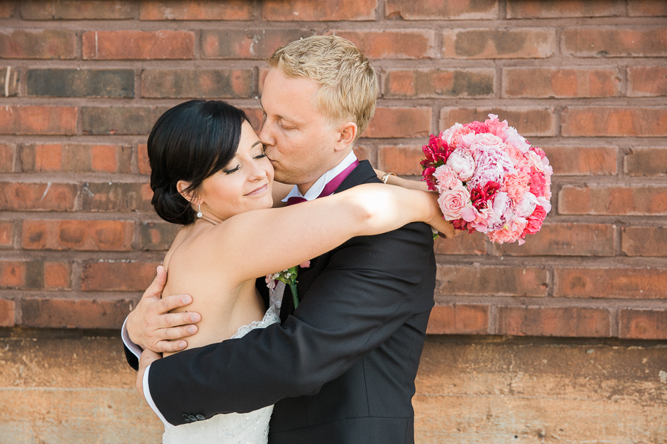 Anniina ja Antti, dokumentaarinen hääkuvaus Villa Katayssa