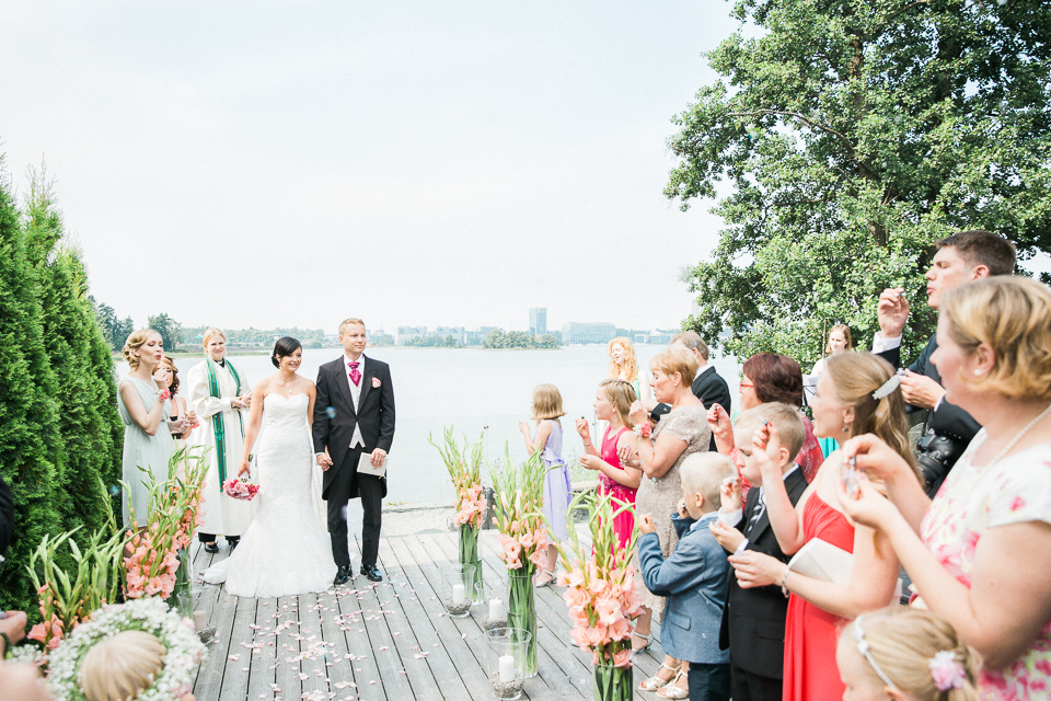Anniina ja Antti, dokumentaarinen hääkuvaus Villa Katayssa