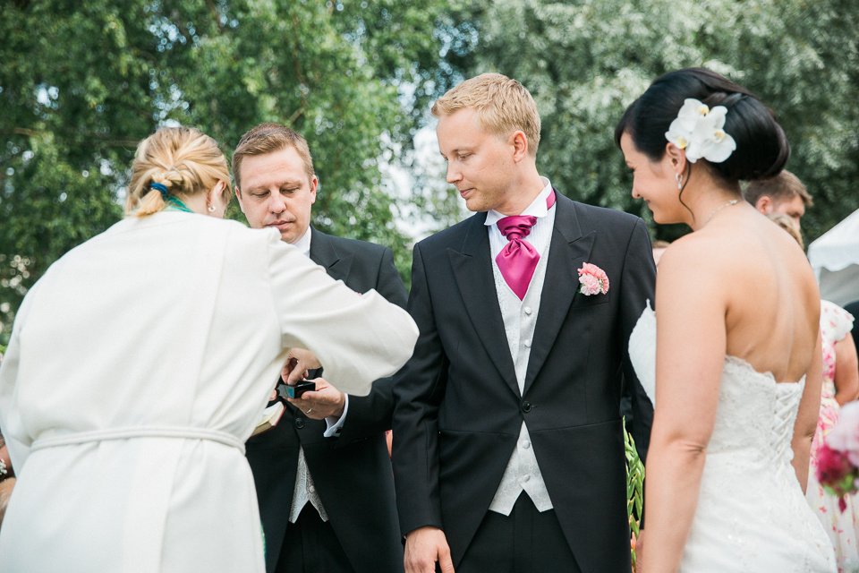 Anniina ja Antti, dokumentaarinen hääkuvaus Villa Katayssa