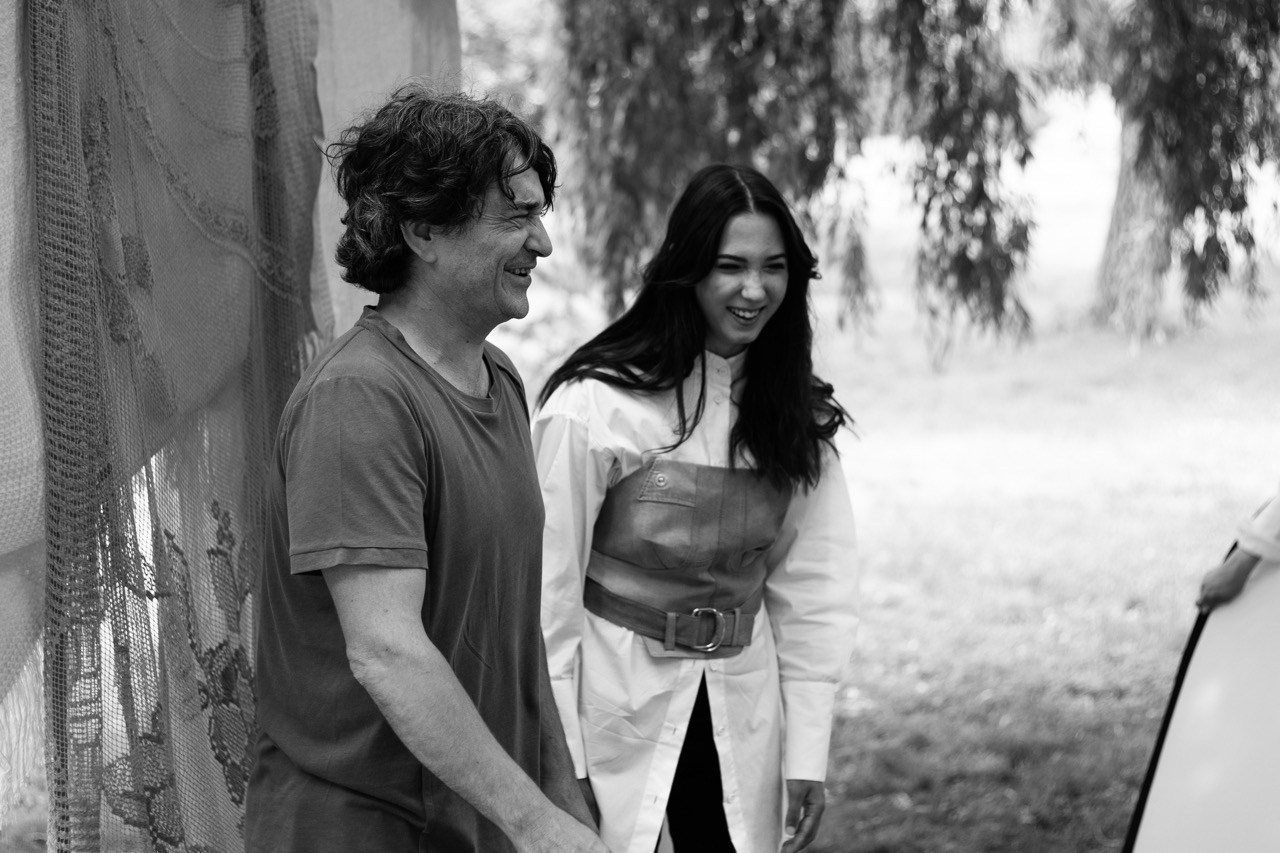 BACKSTAGE. Dana Lišková — Empathetic Photographer | Introspective Artist |Neurodivergent Coach | Founder of Artepy.cz