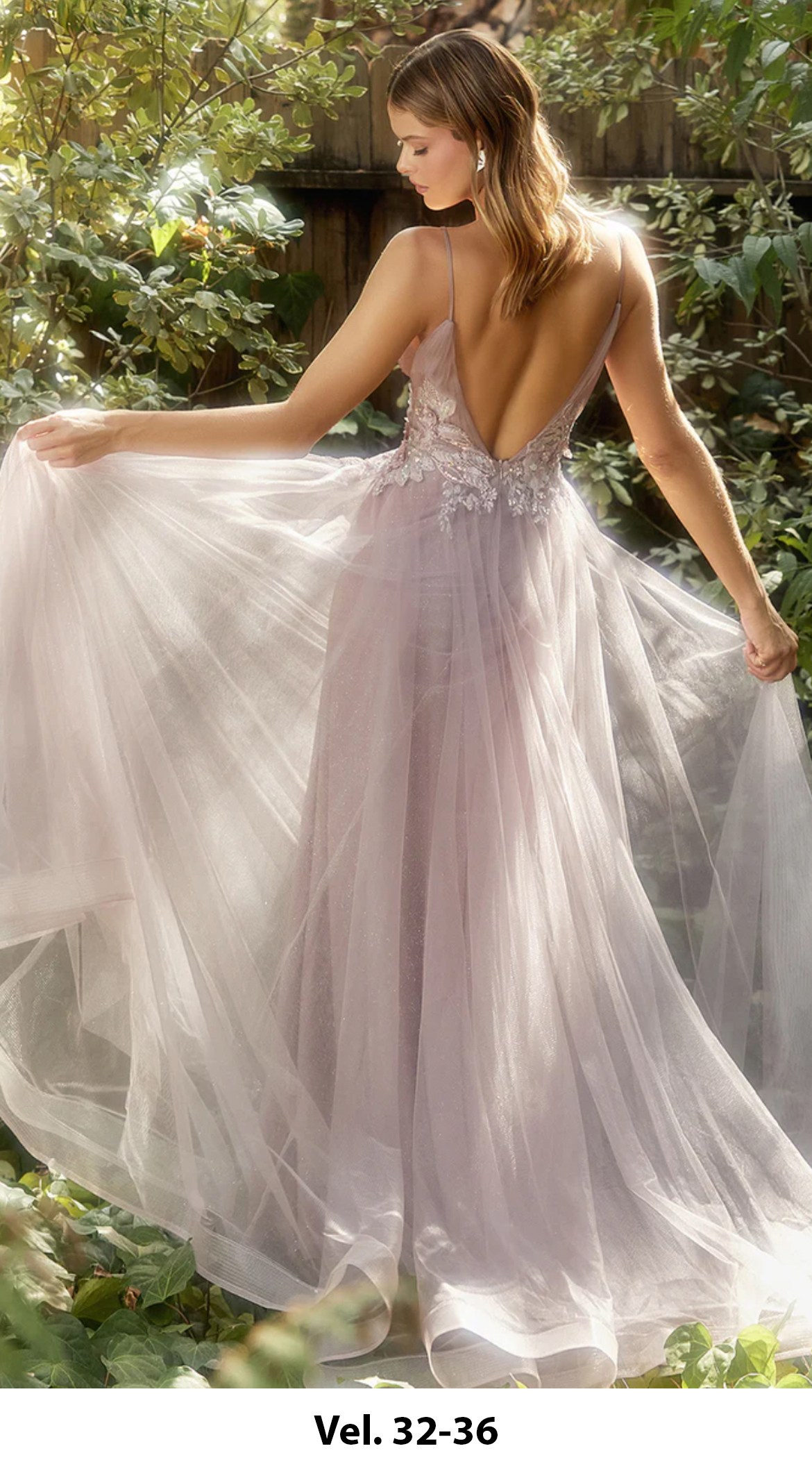 Прокат пышных платьев на фотосессию в Праге и Чехии. Профессиональный фотограф в Праге Анастасия Харитонова