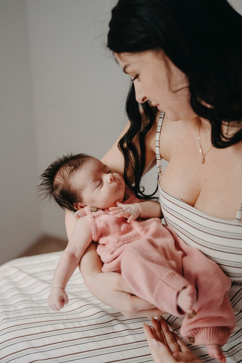 Latinka, Visnja i Konstantin / porodicno fotografisanje, fotografisanje bebe kod kuce. Deciji i porodicni fotograf u Beogradu Oksana Skendzic