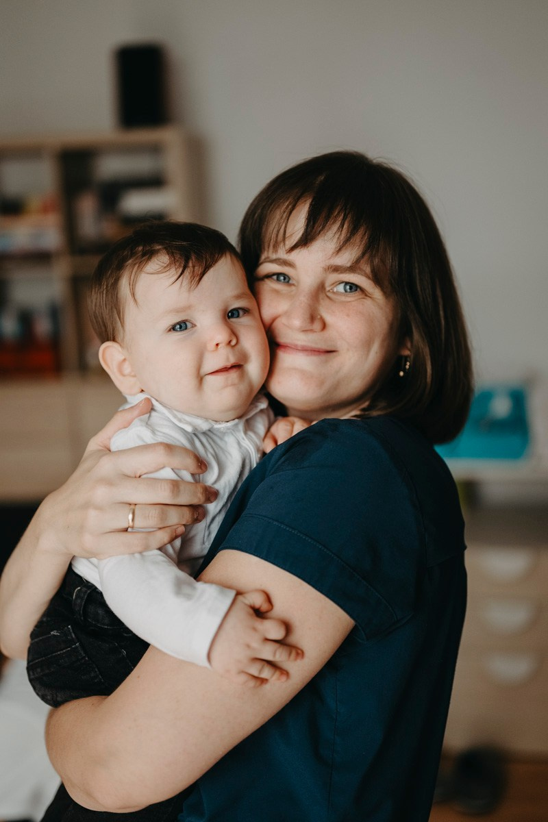 Porodicno fotografisanje kod kuce — Andjela, Lazar, Janko i Mihajlo. Deciji i porodicni fotograf u Beogradu Oksana Skendzic