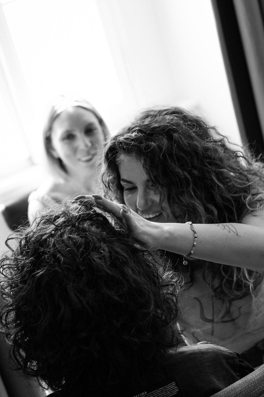 BACKSTAGE. Dana Lišková — Empathetic Photographer | Introspective Artist |Neurodivergent Coach | Founder of Artepy.cz