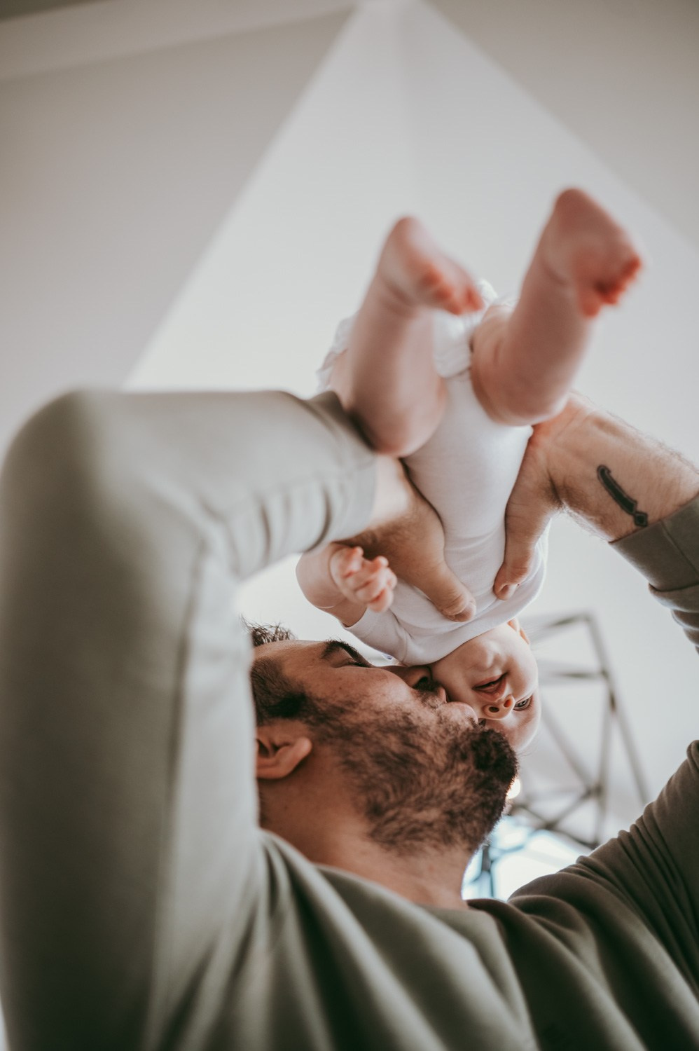 Ema, Tijana i Bojan. Deciji i porodicni fotograf u Beogradu Oksana Skendzic
