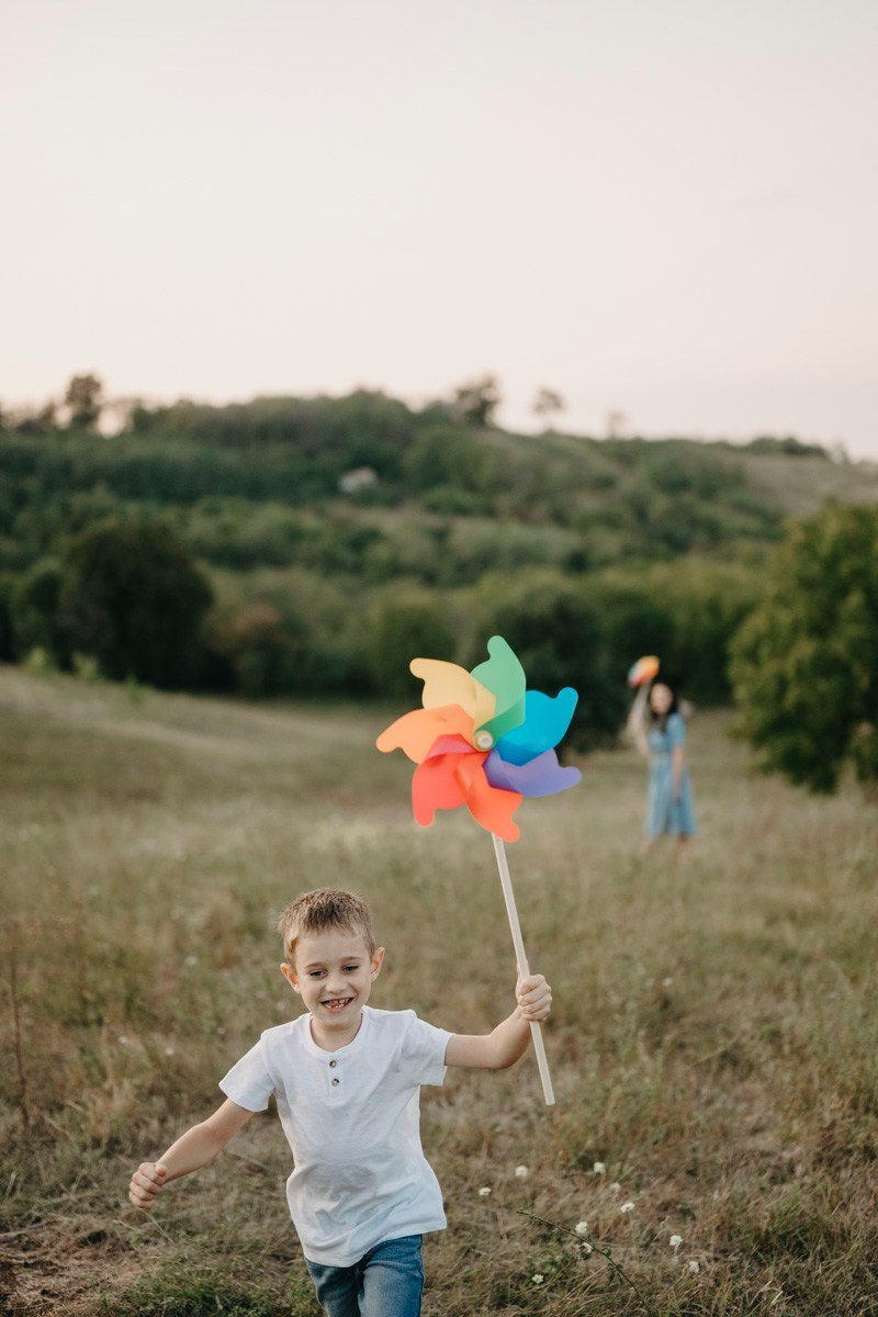 Basici / porodicno fotografisanje u prirodi. Deciji i porodicni fotograf u Beogradu Oksana Skendzic