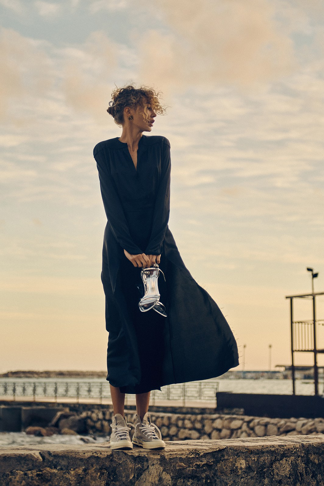 PureCreativeProject 2022. Minimalist brand photographer & videographer | Raw sincerity. Pure Form