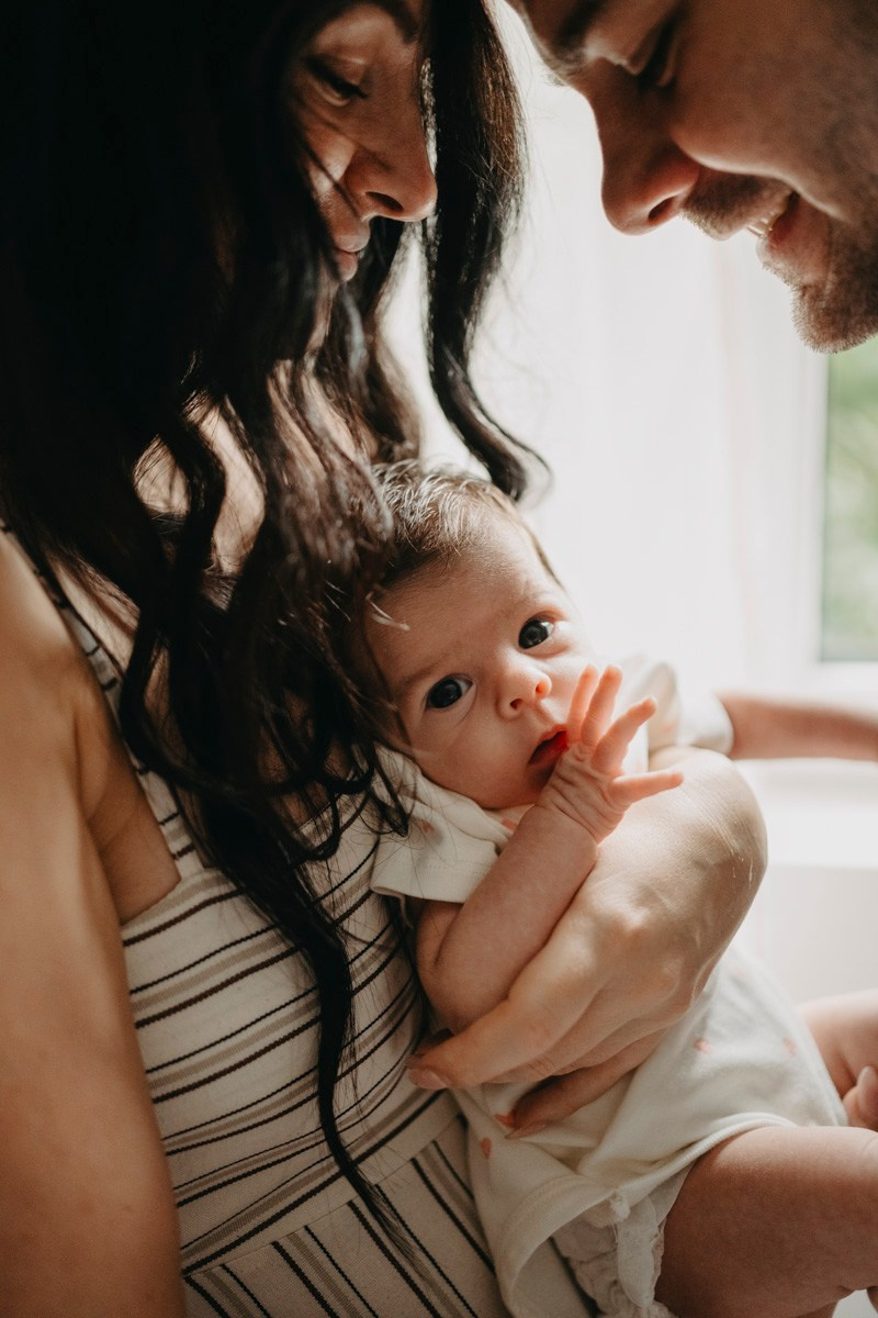 Latinka, Visnja i Konstantin / porodicno fotografisanje, fotografisanje bebe kod kuce. Deciji i porodicni fotograf u Beogradu Oksana Skendzic