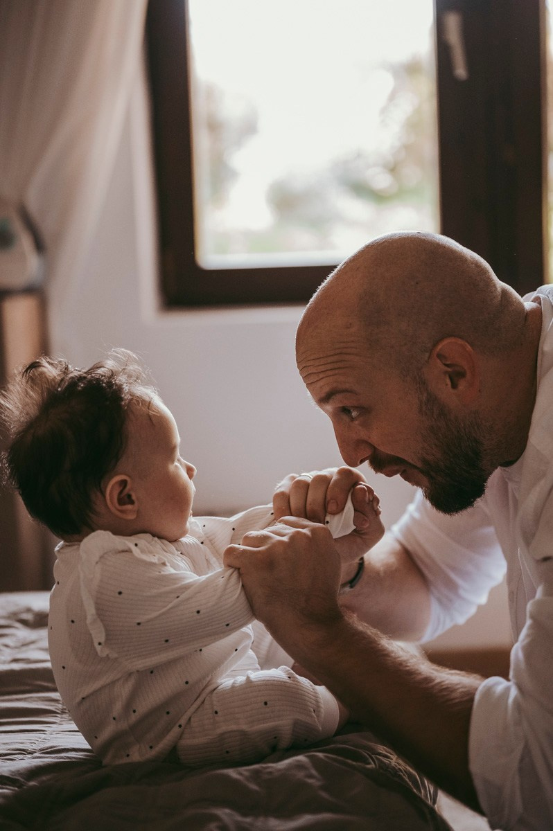 Katarina, Marko i Elena / porodicno fotografisanje kod kuce. Deciji i porodicni fotograf u Beogradu Oksana Skendzic