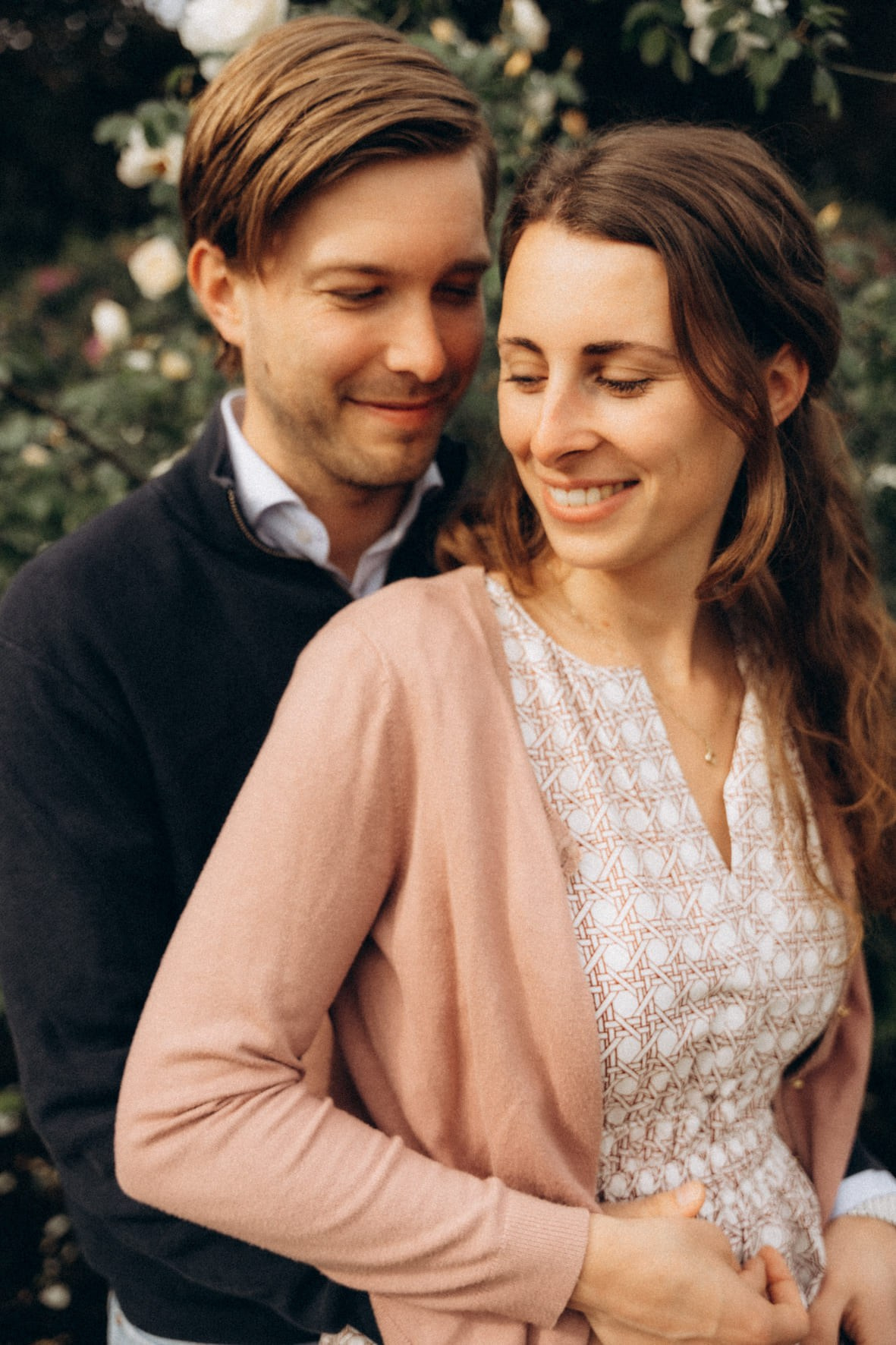 Love Story in Antwerpen. Little Birdie – Jouw familie- en huwelijksfotograaf in België en daarbuiten