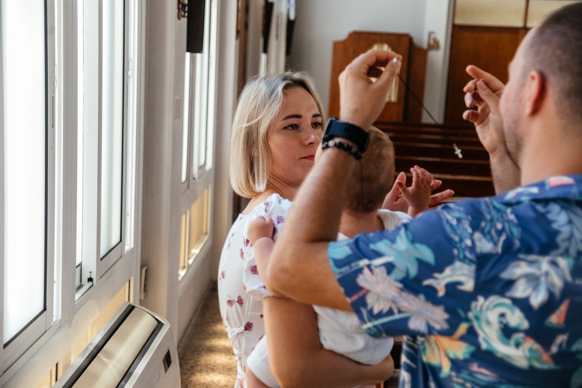 Хрещення E - Прекрасне святкування в Європі та Нідерландах. Весільний фотограф у Нідерландах та Європі — Тіна Ялóва