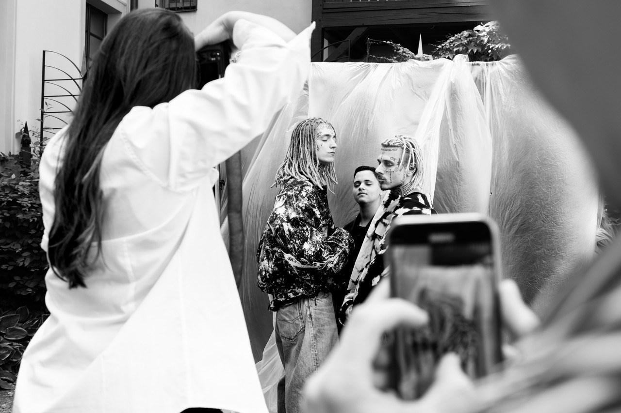 BACKSTAGE. Dana Lišková — Empathetic Photographer | Introspective Artist |Neurodivergent Coach | Founder of Artepy.cz