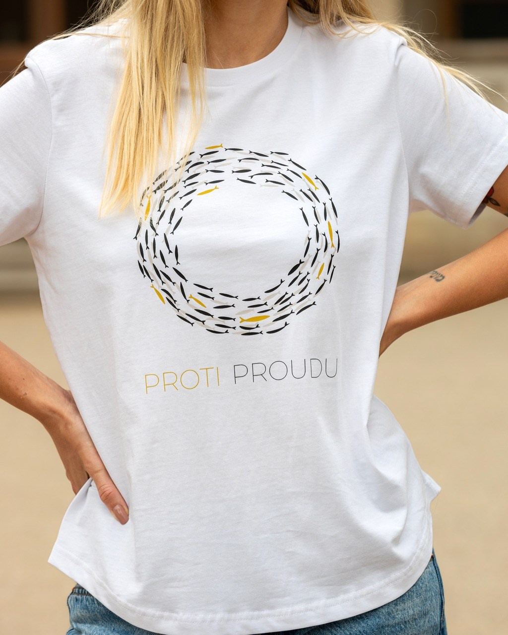 PRO ZNAČKY. Dana Lišková — Empatická fotografka | Introspektivní umělkyně | Neurodivergentní koučka| Zakladatelka Artepy.cz