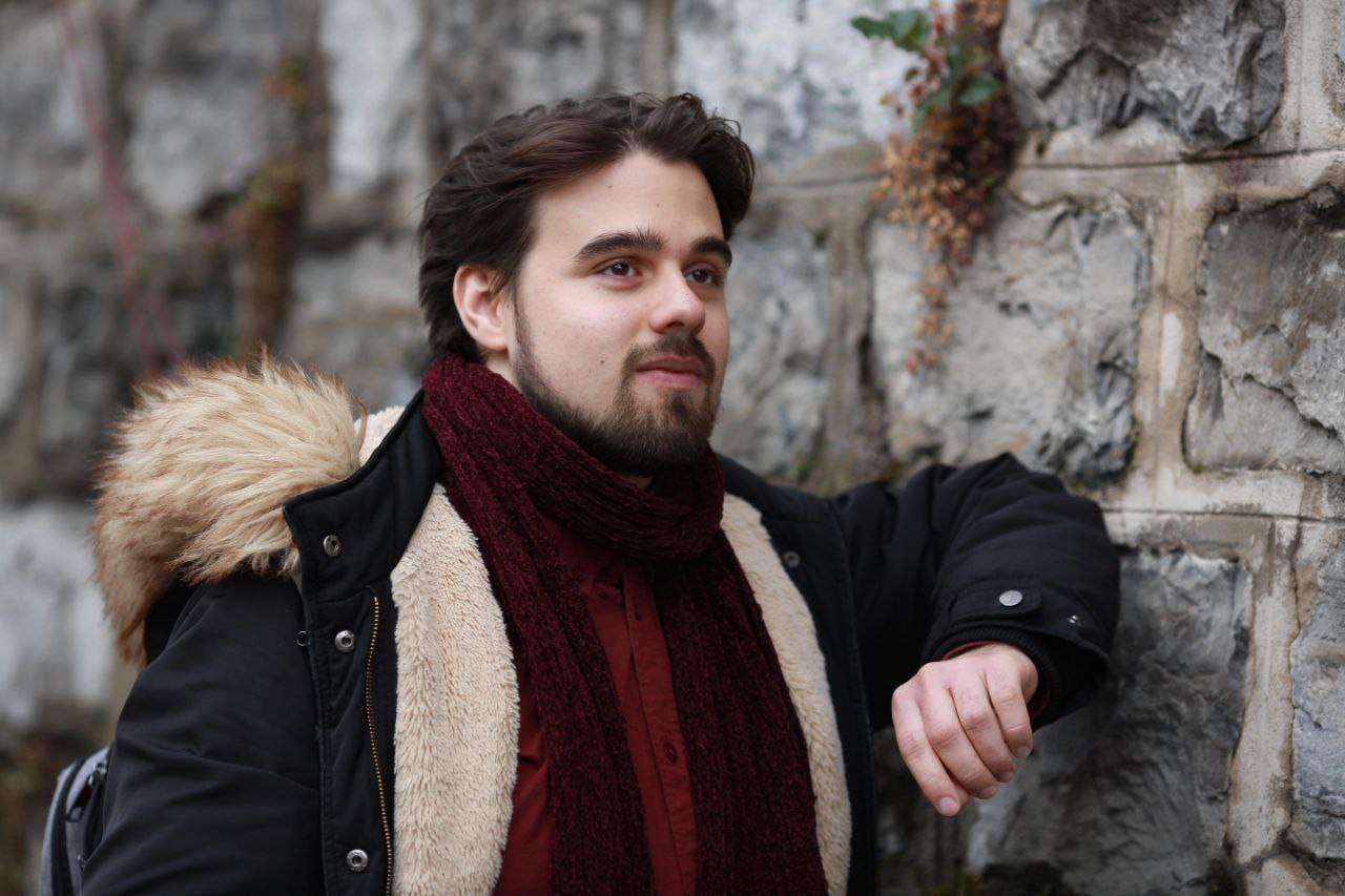 Artem. Portret photographer in Switzerland Artur Magpie